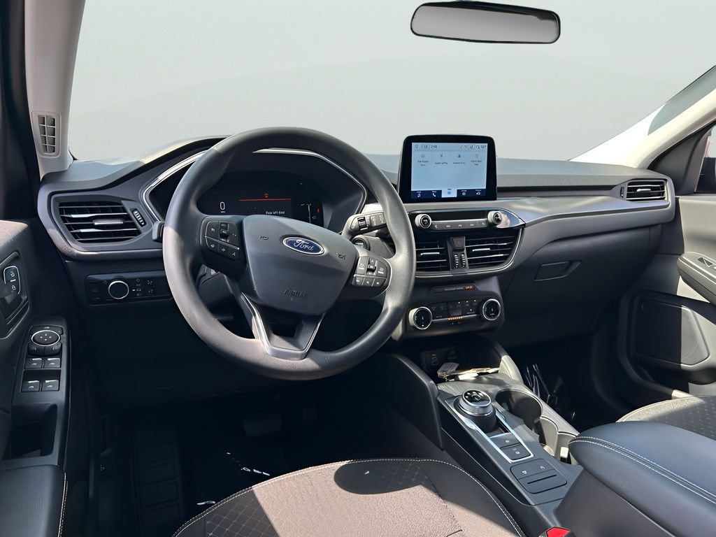 Certified 2025 Ford Escape Active AWD/4WD image 15