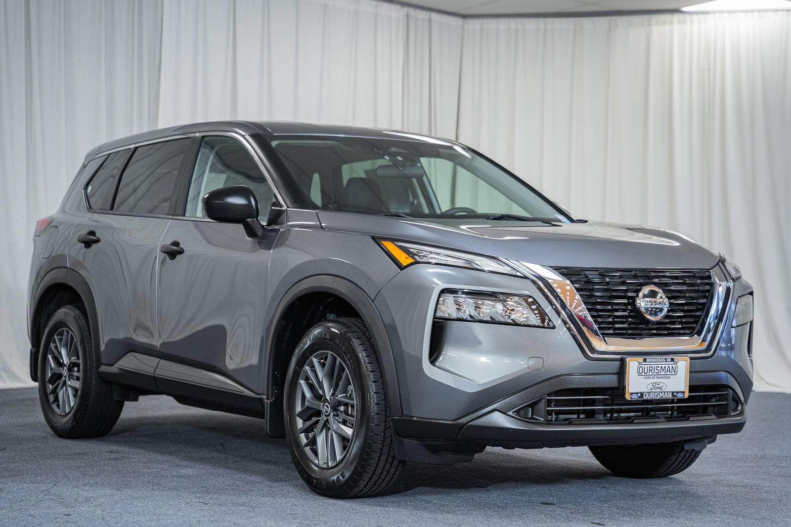 Used 2021 Nissan Rogue S FWD image 1