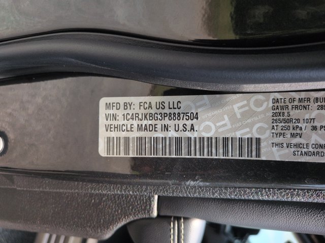 Used 2023 Jeep Grand Cherokee L Limited w/ Luxury Tech Group II AWD/4WD image 39