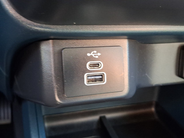 Certified 2025 Ford Maverick XL w/ Equipment Group 101A AWD/4WD image 30