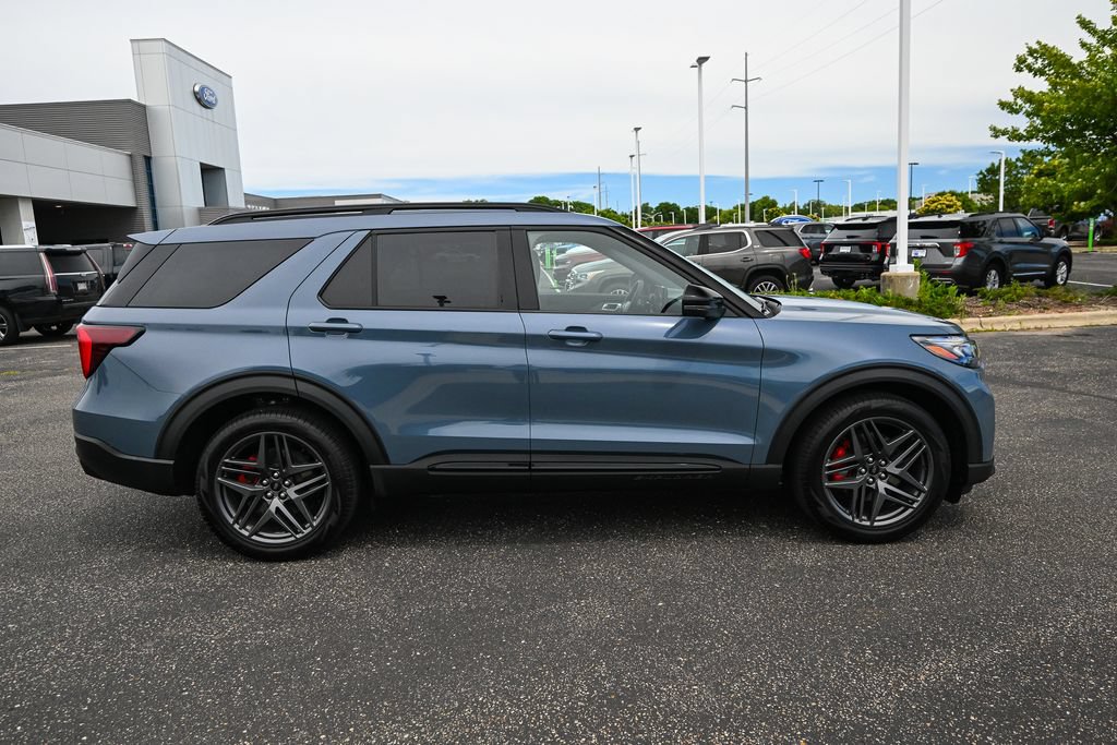 Certified 2026 Ford Explorer ST w/ Sun And Sound Package AWD/4WD image 3