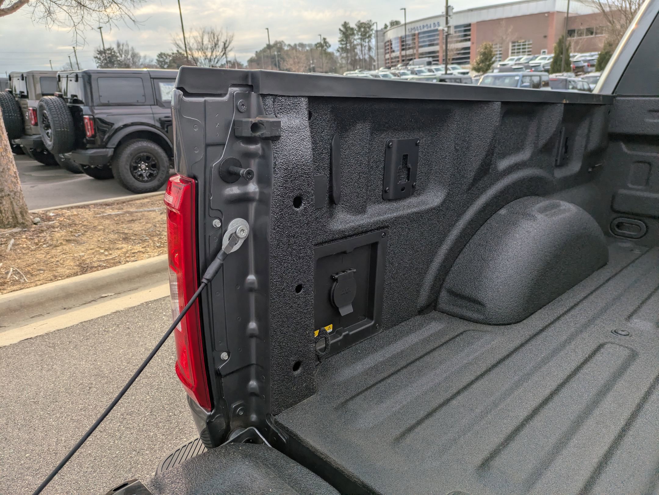 Certified 2023 Ford F150 XLT w/ Equipment Group 302A High image 39