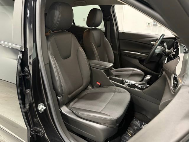 Used 2022 Buick Encore GX Select w/ Sport Touring Package image 38