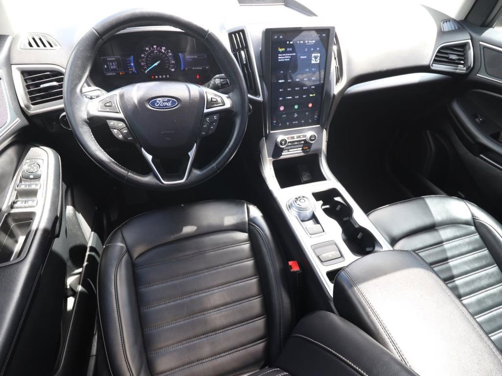 Certified 2023 Ford Edge SEL w/ Convenience Package AWD/4WD image 9