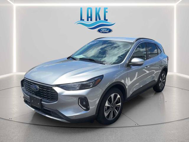 Certified 2023 Ford Escape Platinum AWD/4WD image 3