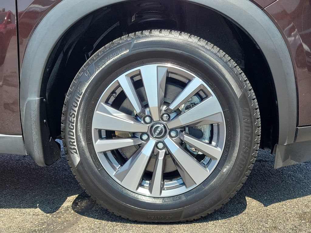 Used 2022 Nissan Pathfinder SL AWD/4WD image 9