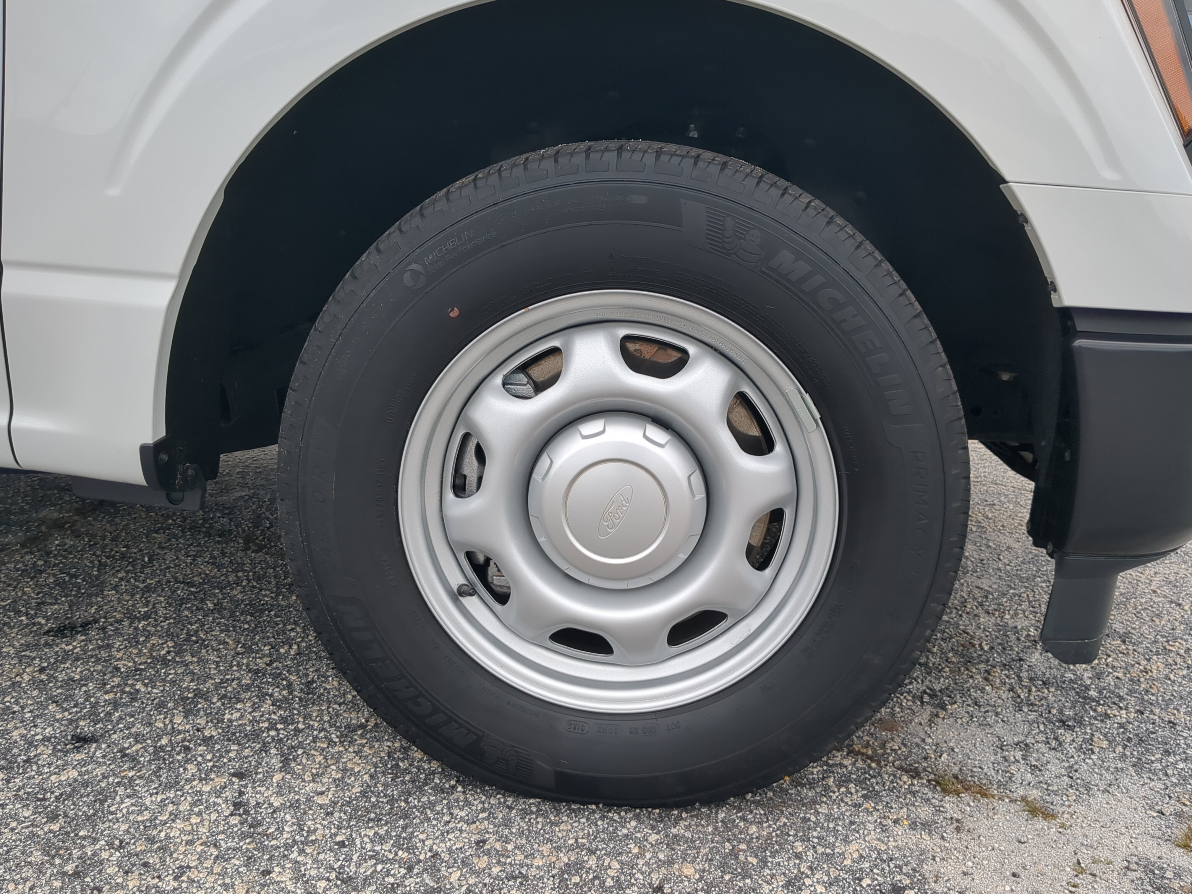 Certified 2024 Ford F150 XL RWD image 9