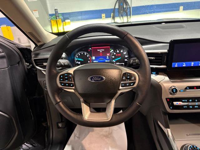 Certified 2023 Ford Explorer XLT w/ Equipment Group 202A AWD/4WD image 12