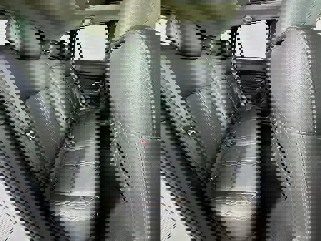 Used 2025 MAZDA CX-50 AWD 2.5 S w/ Premium Plus Pkg image 32