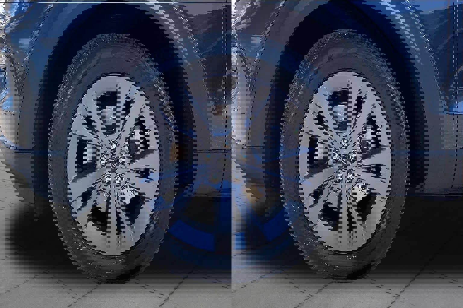 Certified 2023 Ford Explorer XLT w/ Equipment Group 202A image 13