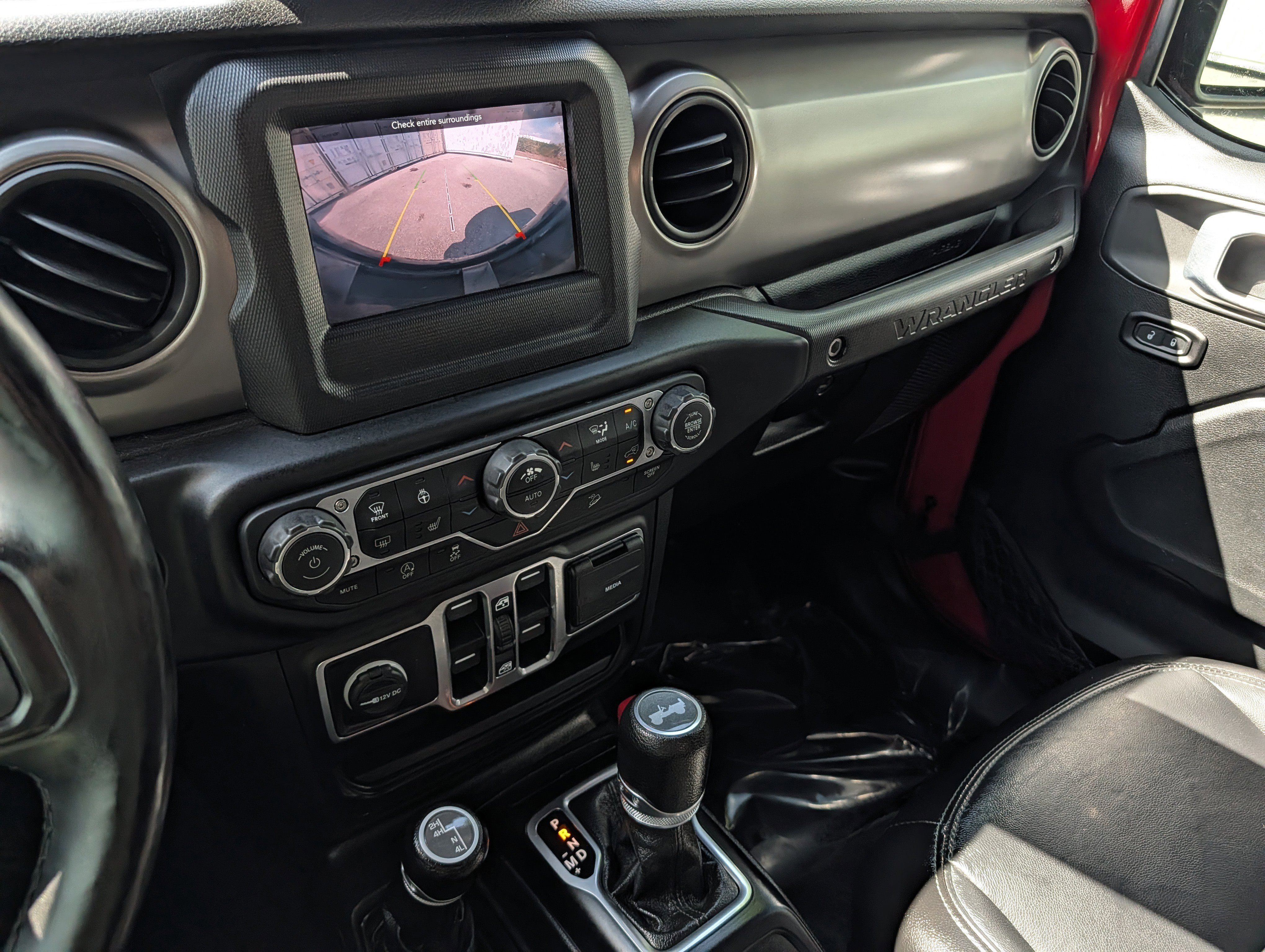 Used 2020 Jeep Wrangler Unlimited Sport S image 33