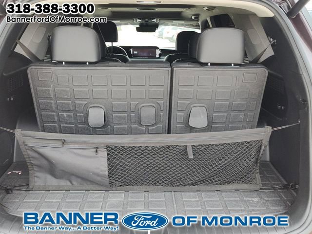 Used 2023 Hyundai Palisade Limited w/ Cargo Package image 10