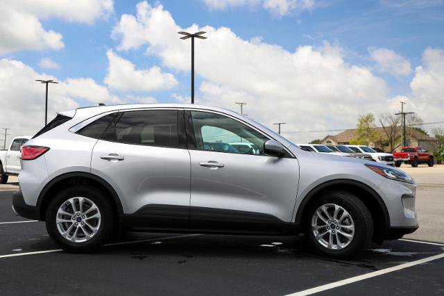Certified 2020 Ford Escape SE FWD image 6