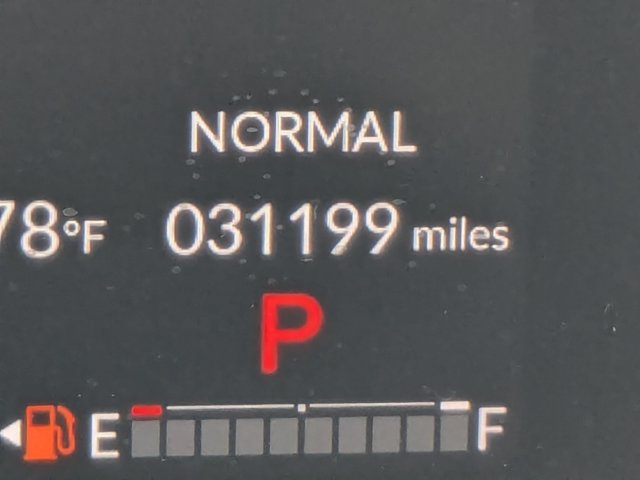 Used 2024 Honda Pilot Touring image 23