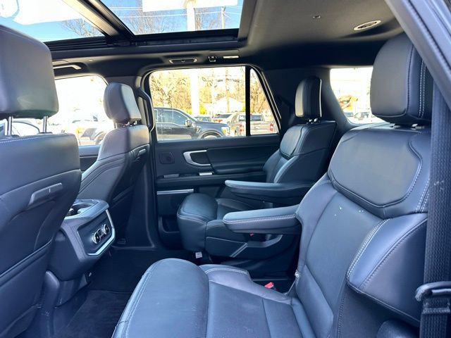 Certified 2025 Ford Expedition Max Platinum w/ Stealth Performance Package AWD/4WD image 56