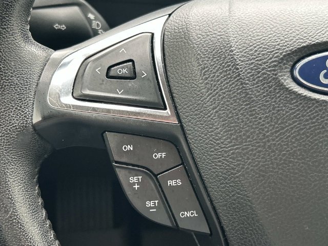 Certified 2018 Ford Fusion SE w/ Equipment Group 201A FWD image 31