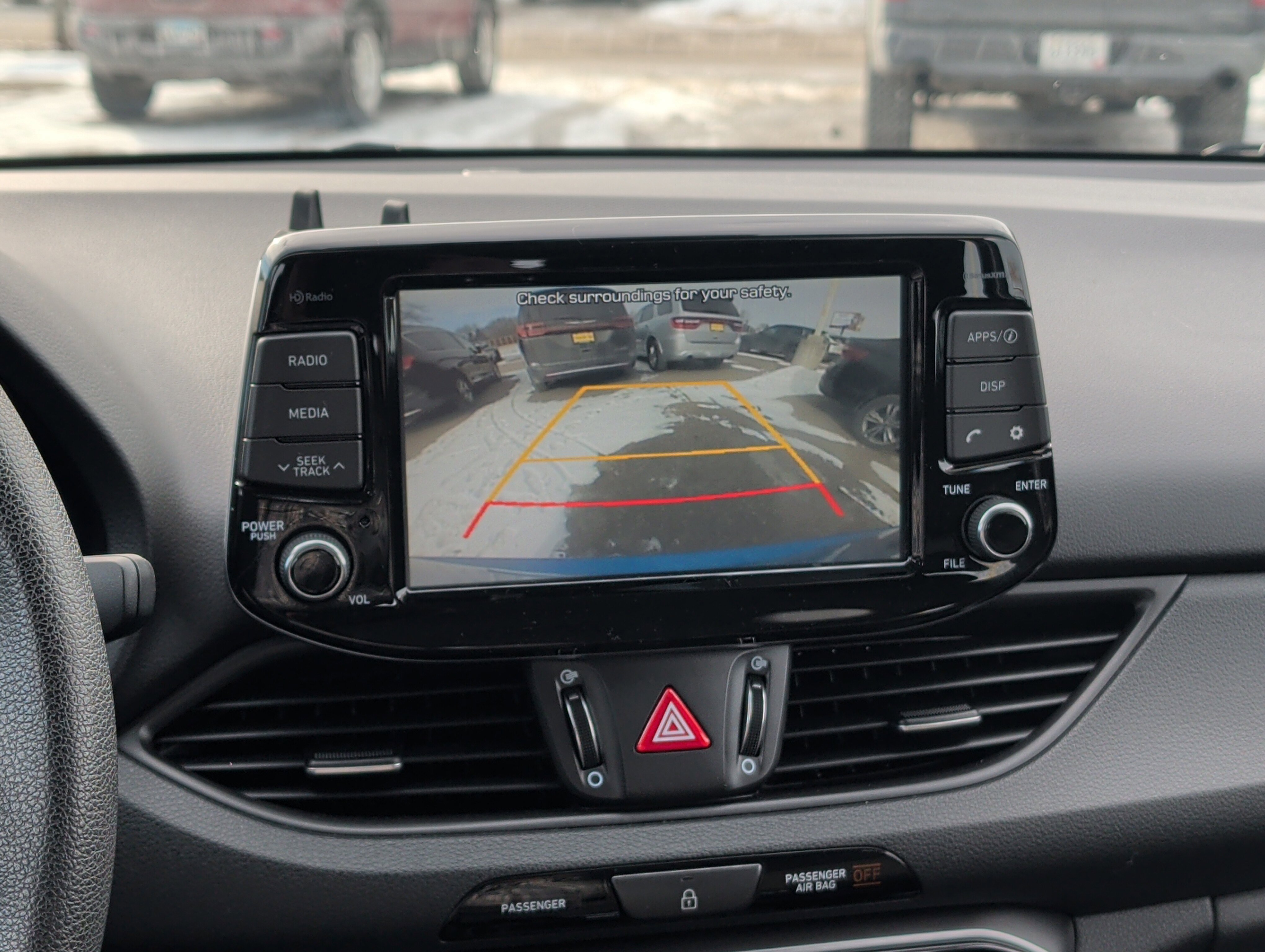 Used 2018 Hyundai Elantra GT image 29