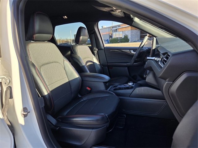 Certified 2024 Ford Escape ST-Line w/ Tech Pack #1 image 15