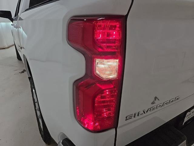 Used 2023 Chevrolet Silverado 1500 LT image 33