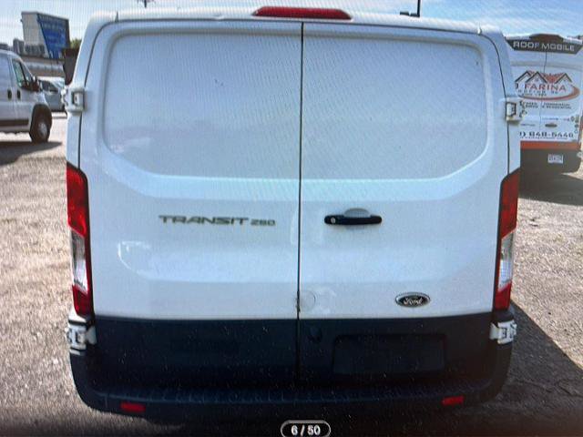 Certified 2018 Ford Transit 250 130 Low Roof RWD image 6