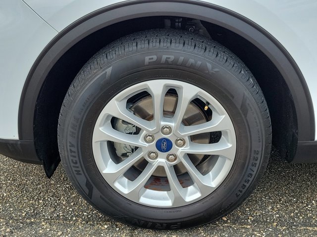 Certified 2020 Ford Escape SE image 8