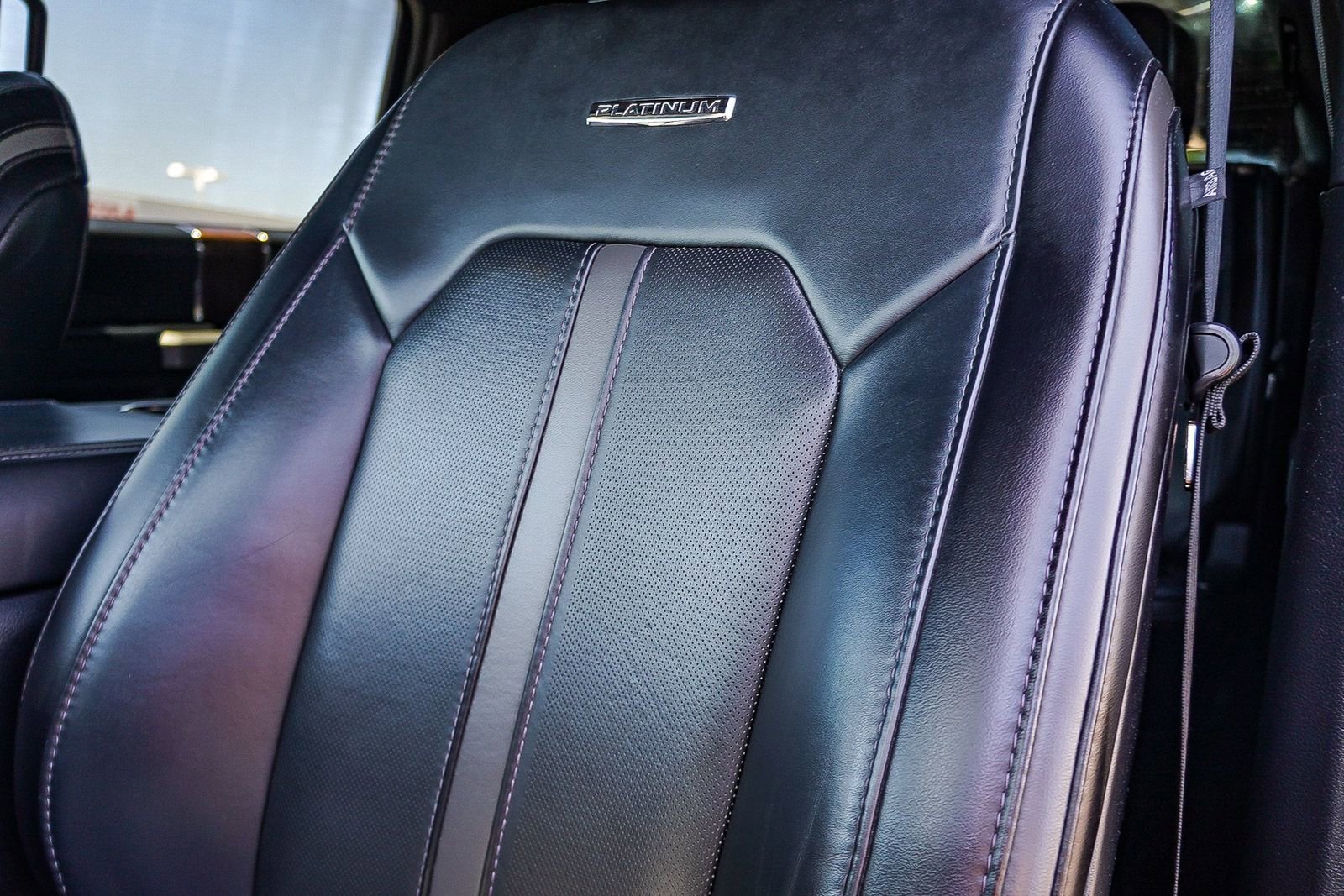 Certified 2017 Ford F250 Platinum w/ Platinum Ultimate Package image 27