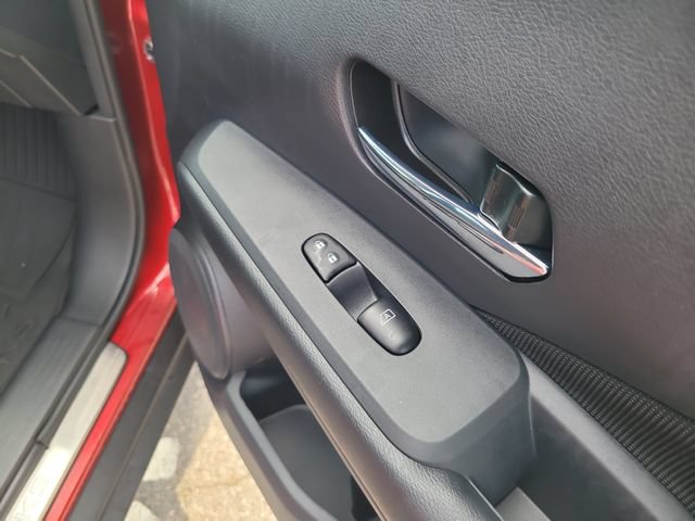 Used 2024 Nissan Kicks SV FWD image 27