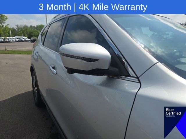 Used 2017 Nissan Rogue SL w/ SL Premium Package FWD image 6