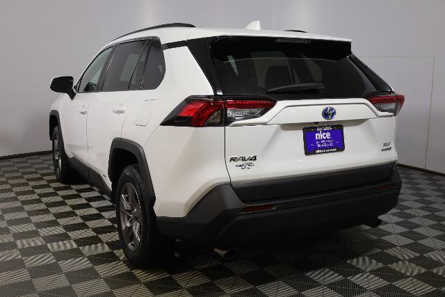 Used 2024 Toyota RAV4 XLE w/ Convenience Package AWD/4WD image 6