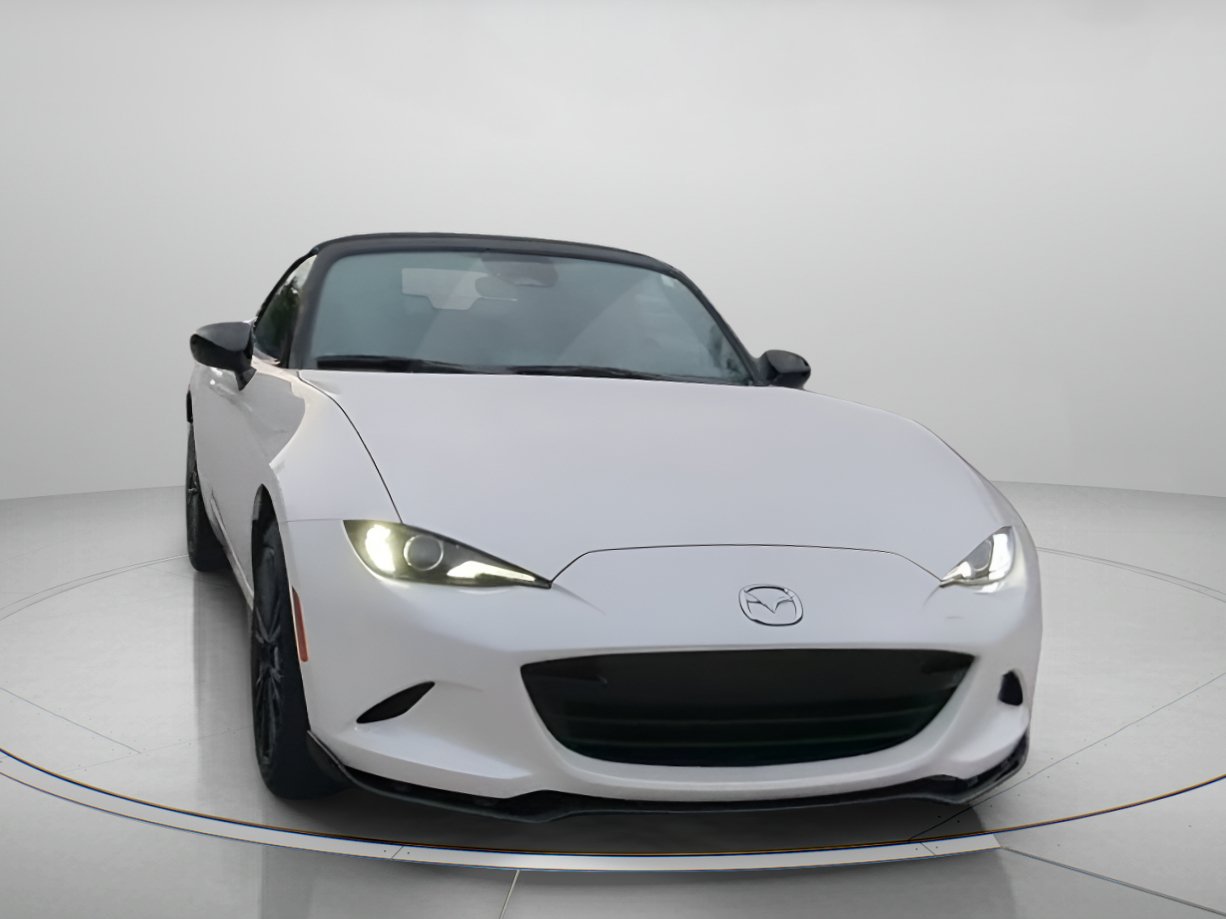 Used 2024 MAZDA MX-5 Miata Club RWD image 5