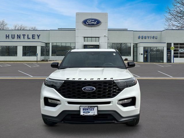 Certified 2023 Ford Explorer ST-Line w/ Class IV Trailer Tow Package AWD/4WD image 2