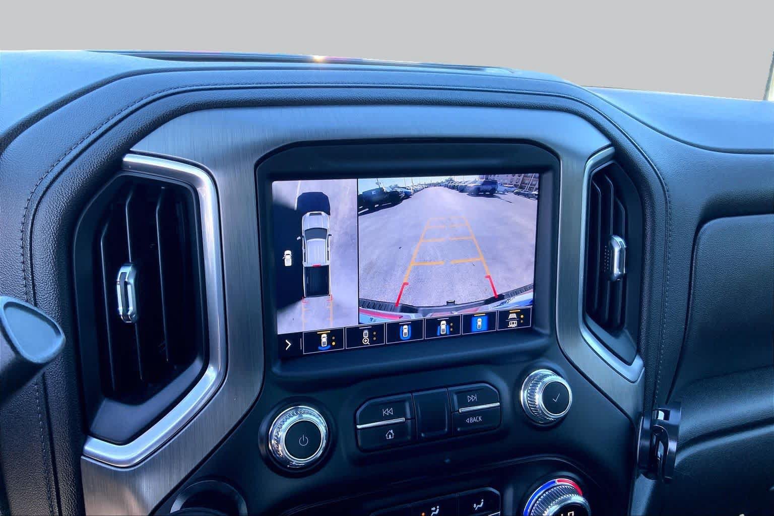 Used 2022 GMC Sierra 2500 Denali w/ Denali Black Diamond Edition AWD/4WD image 24