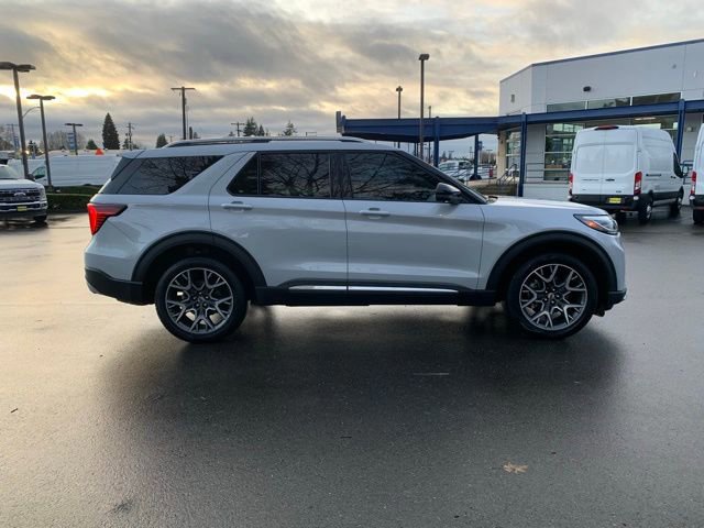 Certified 2025 Ford Explorer Platinum w/ Ultimate Package image 9