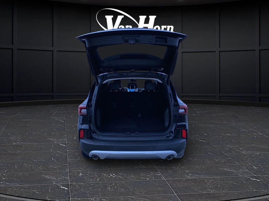 Certified 2025 Ford Escape Platinum image 17