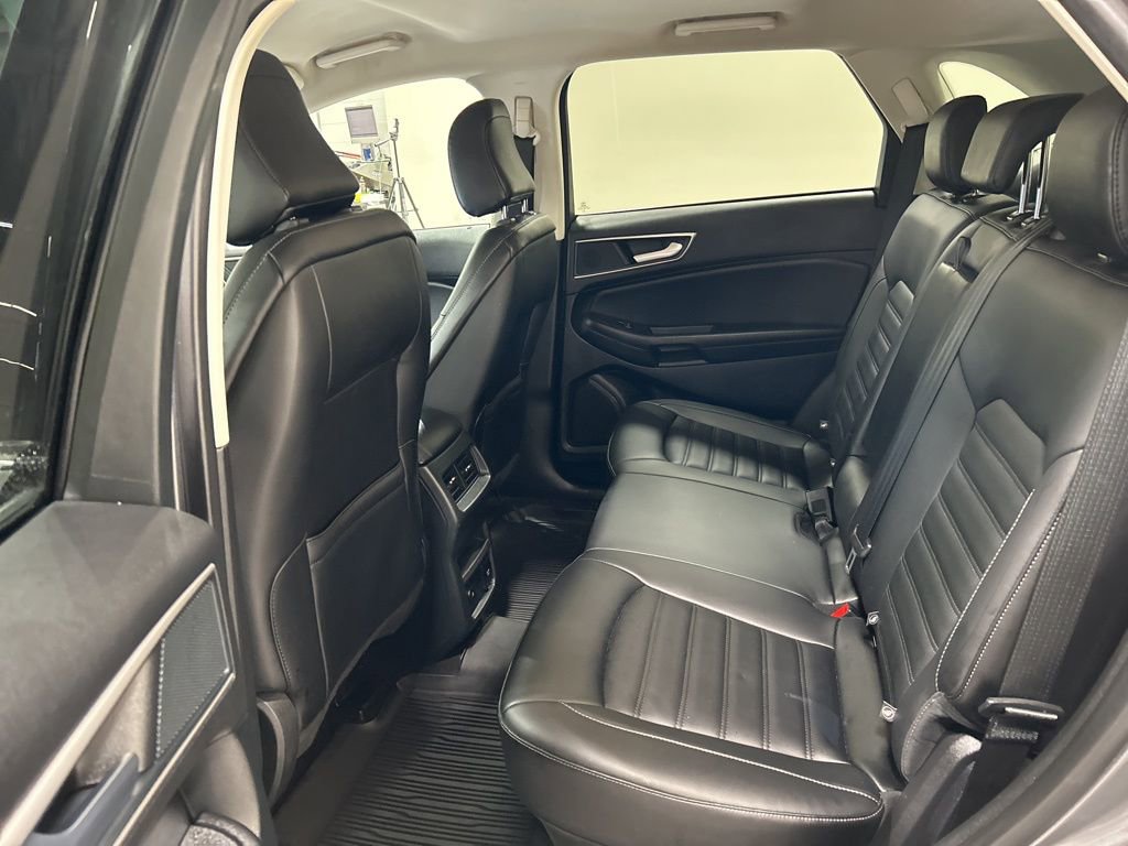 Certified 2024 Ford Edge SEL w/ Convenience Package image 27