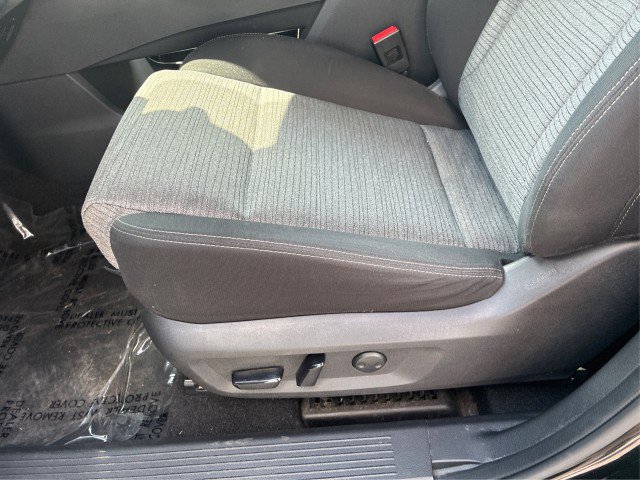 Used 2023 Nissan Rogue SV AWD/4WD image 16