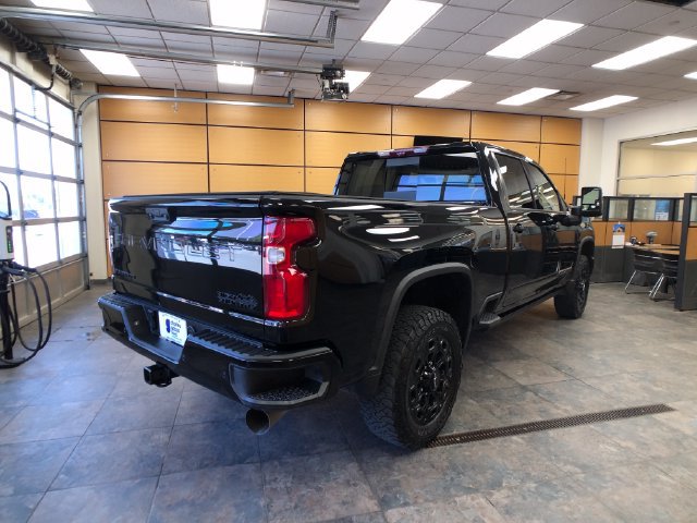 Used 2024 Chevrolet Silverado 2500 High Country w/ Midnight Edition AWD/4WD image 7
