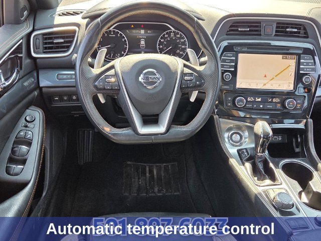 Used 2022 Nissan Maxima SR w/ Sport Mat Group FWD image 13