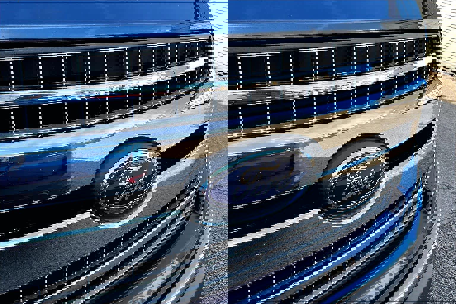 Certified 2018 Ford F150 XLT w/ Equipment Group 302A Luxury image 31