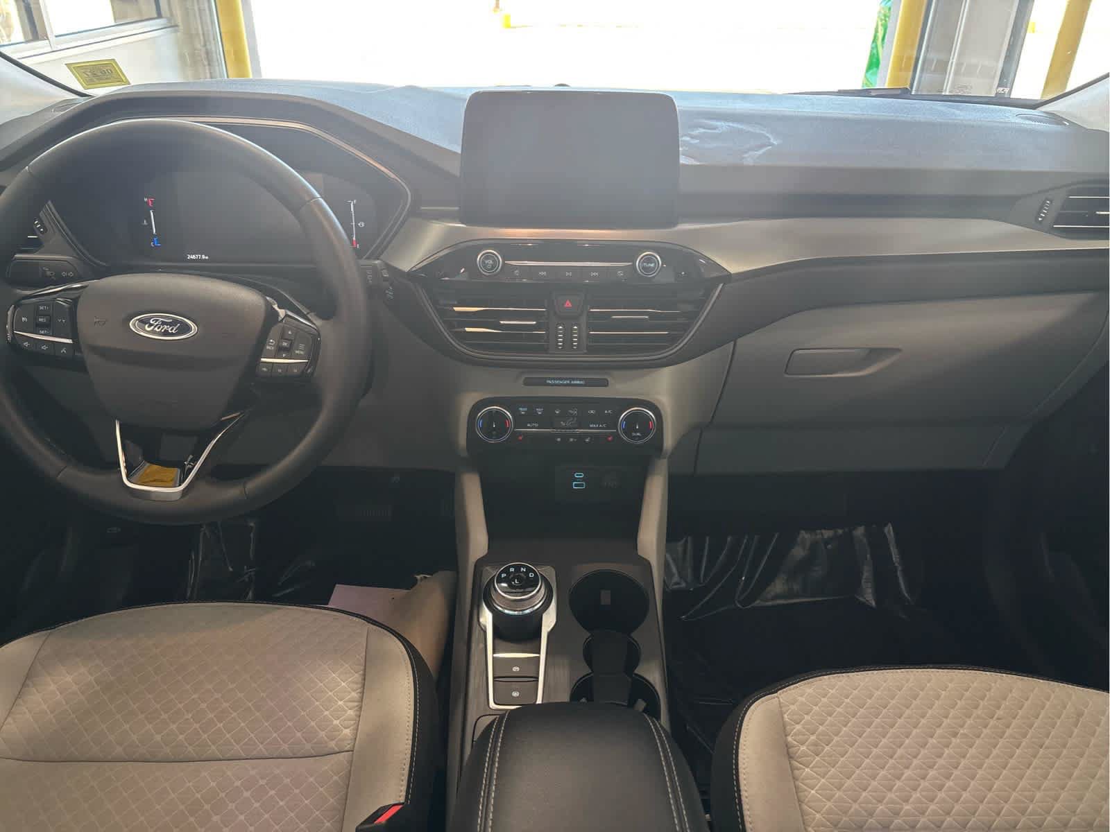 Certified 2023 Ford Escape Active AWD/4WD image 15
