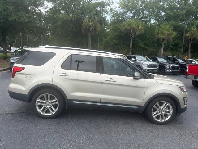 Certified 2017 Ford Explorer Limited FWD video 3