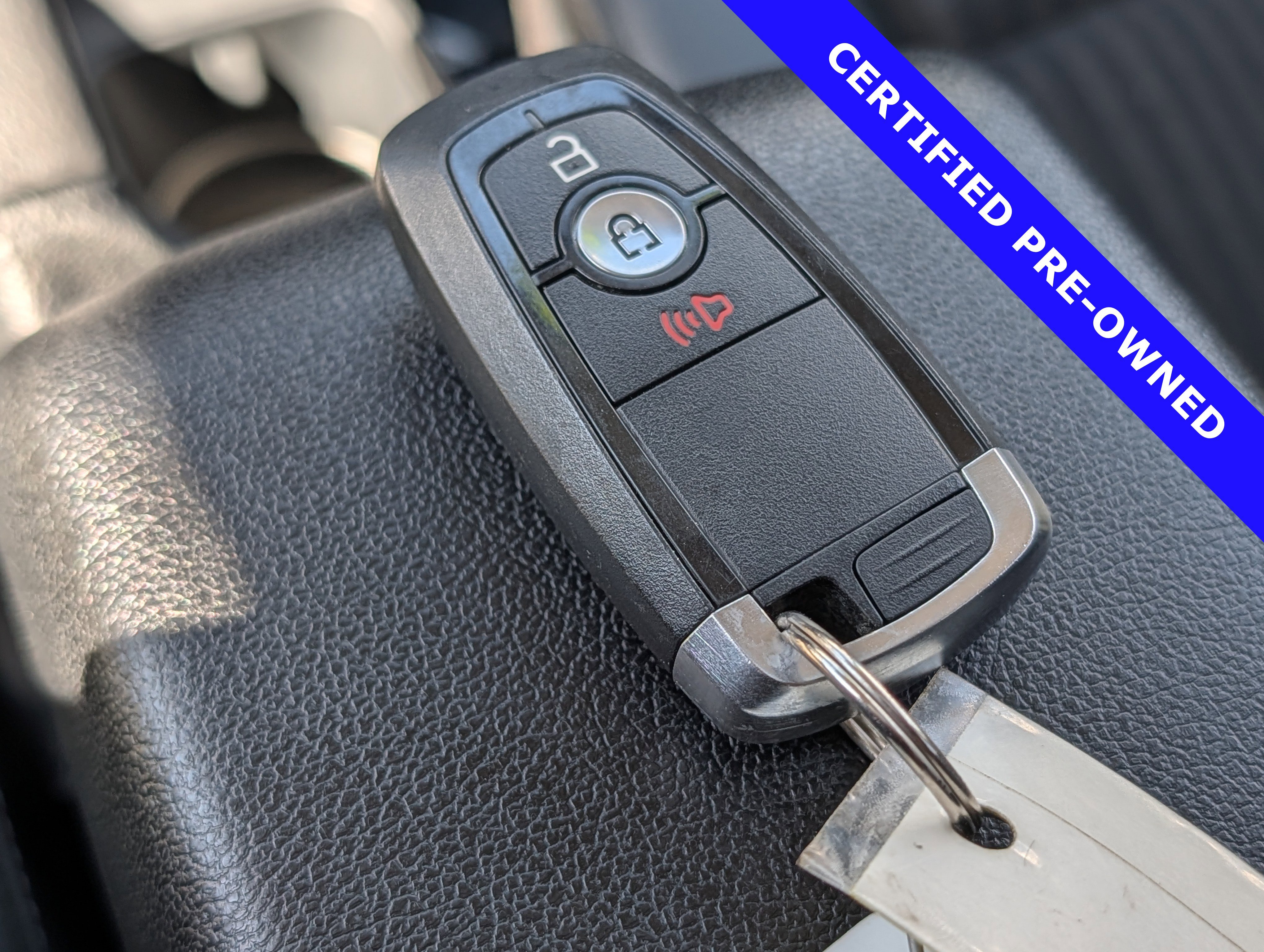 Certified 2019 Ford EcoSport SES AWD/4WD image 34
