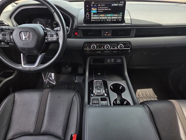 Used 2023 Honda Pilot Touring image 8
