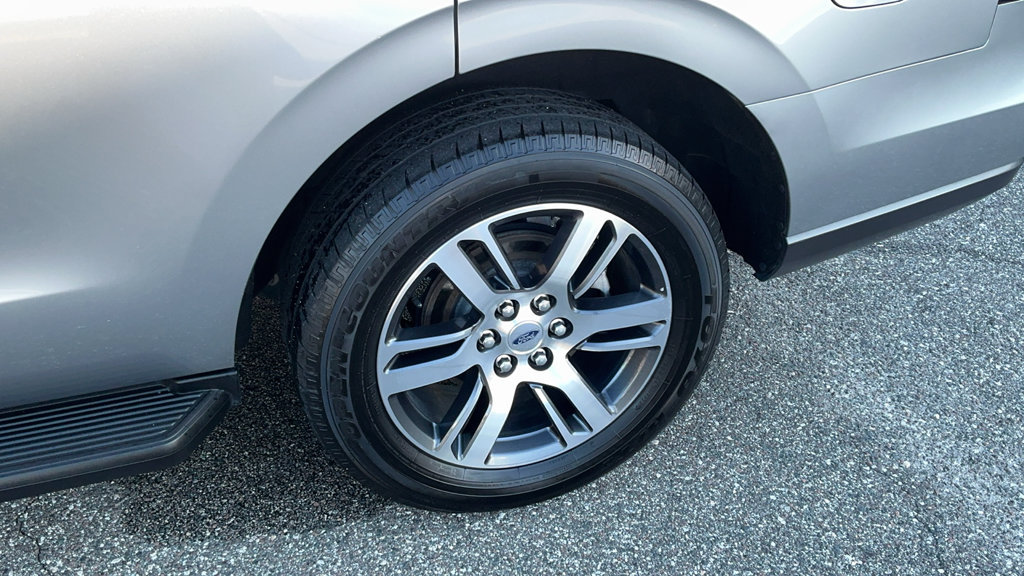 Certified 2024 Ford Expedition Limited AWD/4WD image 10