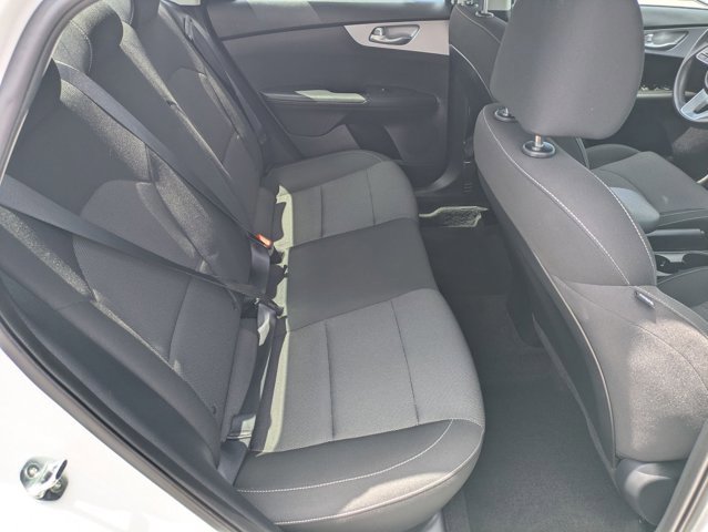 Used 2024 Kia Forte LXS w/ LXS Technology Package FWD image 18