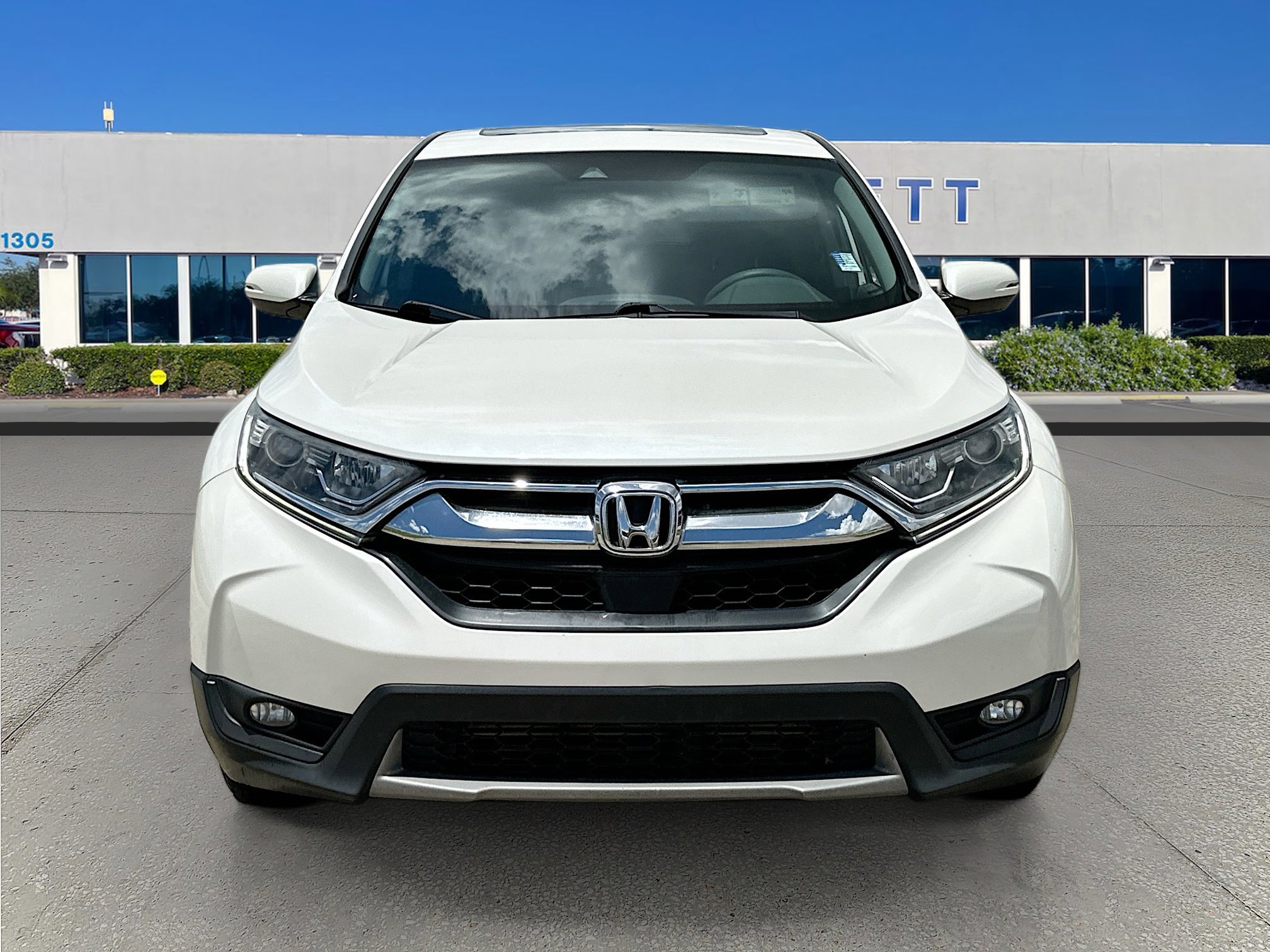 Used 2018 Honda CR-V EX image 2