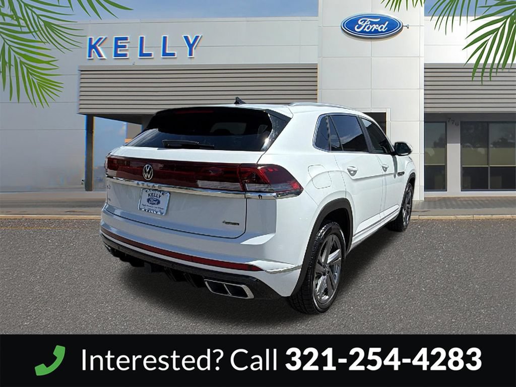 Used 2024 Volkswagen Atlas Cross Sport SEL R-Line AWD/4WD image 5