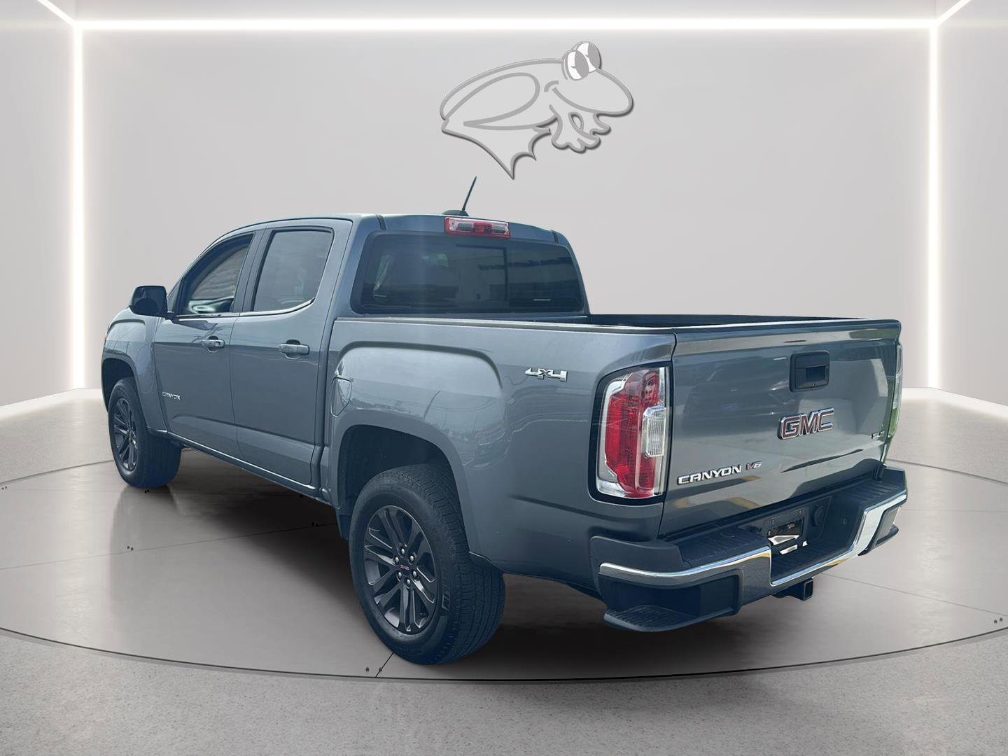 Used 2020 GMC Canyon SLE w/ Elevation Edition image 5