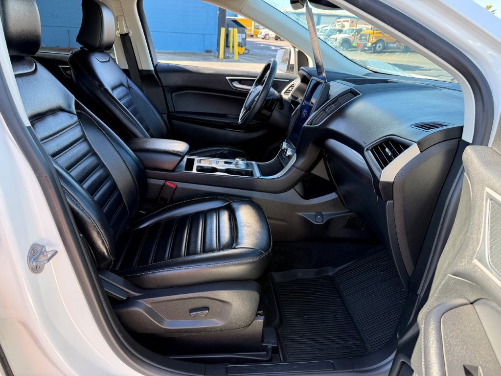 Certified 2024 Ford Edge SEL w/ Convenience Package AWD/4WD image 25