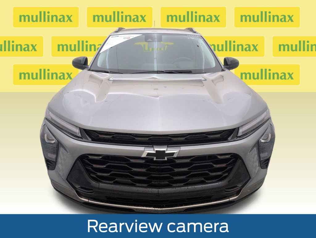 Used 2025 Chevrolet Trax ACTIV w/ Sunroof Package FWD image 15